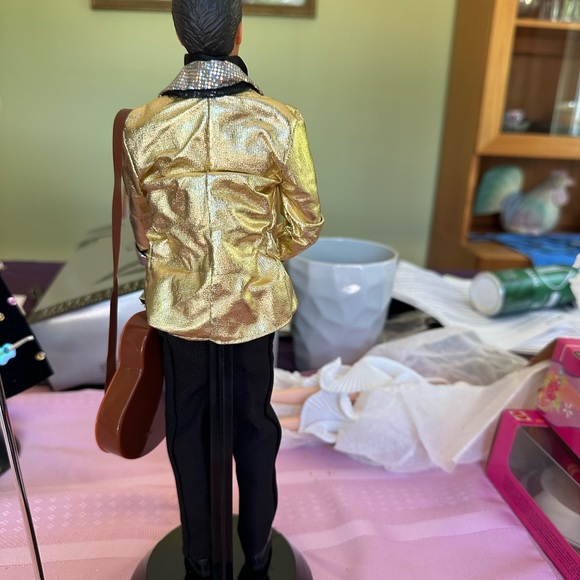 Elvis Presley Doll from Barbie Loves Elvis Collection Edition-the real deal! - Picture 2 of 5